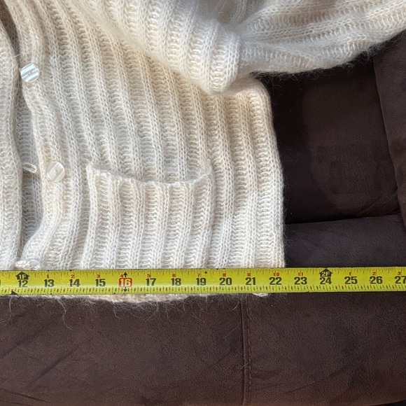 Vintage Express Tricot Women Mohair/Acrylic Cardigan Sweater Color Ivory Size S - Picture 10 of 10